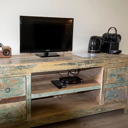 Moulin Des Comtes - Les Rochers Bed & Breakfast