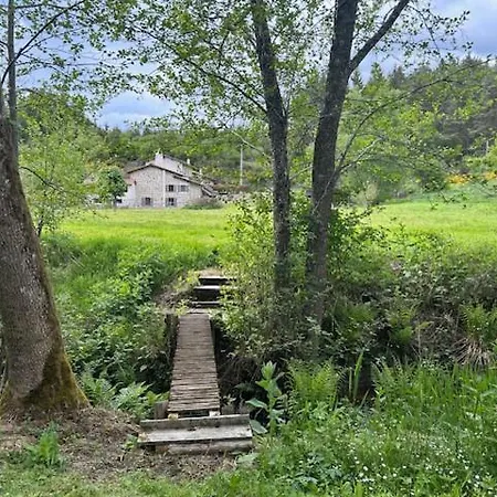 Oda ve Kahvaltı Moulin Des Comtes - Les Rochers 3*